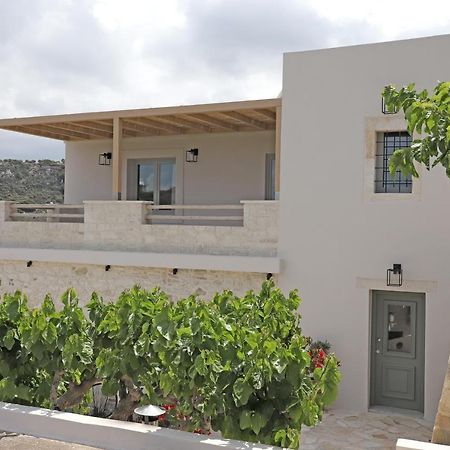 Amvikas Suites-Sitia ภายนอก รูปภาพ