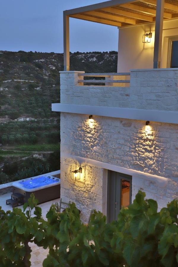 Amvikas Suites-Sitia ภายนอก รูปภาพ