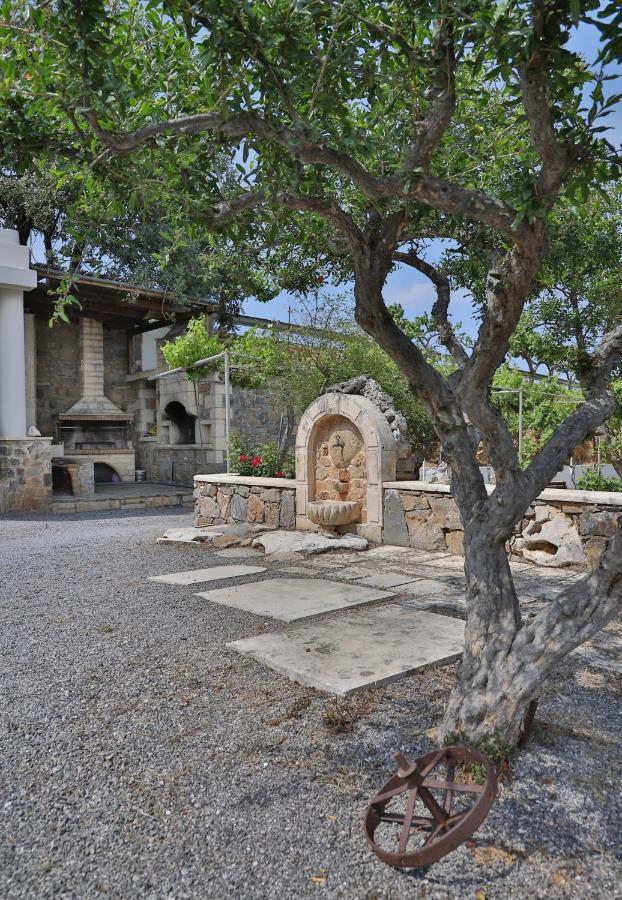 Amvikas Suites-Sitia ภายนอก รูปภาพ