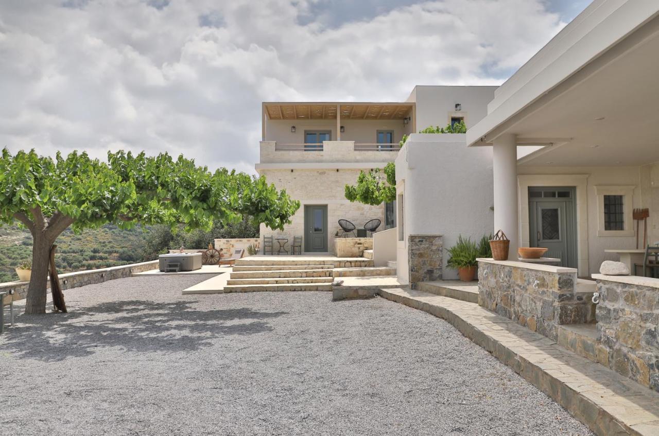 Amvikas Suites-Sitia ภายนอก รูปภาพ