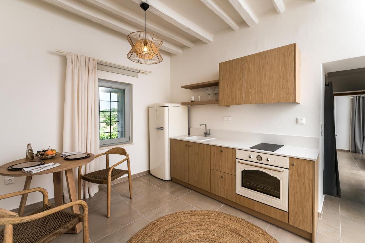 Amvikas Suites-Sitia ภายนอก รูปภาพ